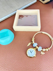 Golden Women's Bracelet Watch with Chic Dial and Elegant Strap