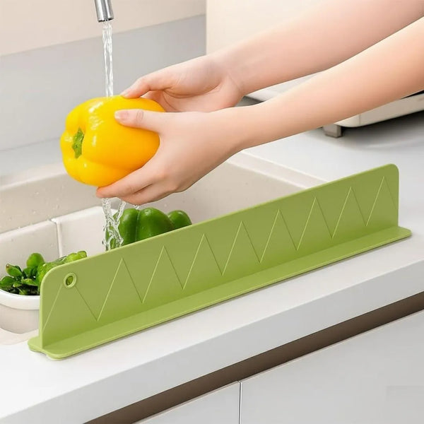 Green Silicone Sink Splash Guard for Kitchen Dishes