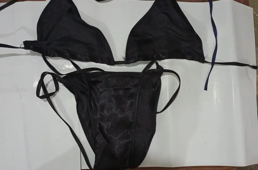 Silk Plain Comfortable And Lightweight Bikini Set / Swim Wear Bikini
